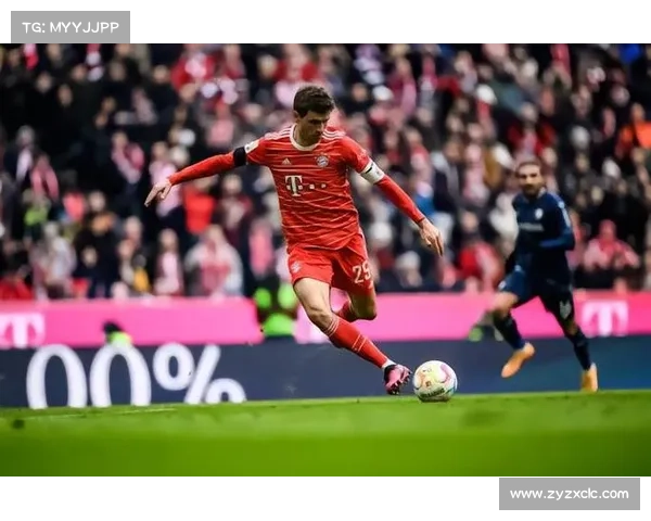 拜仁在德国超级杯中展现强大进攻火力 穆勒关键表现引领胜利